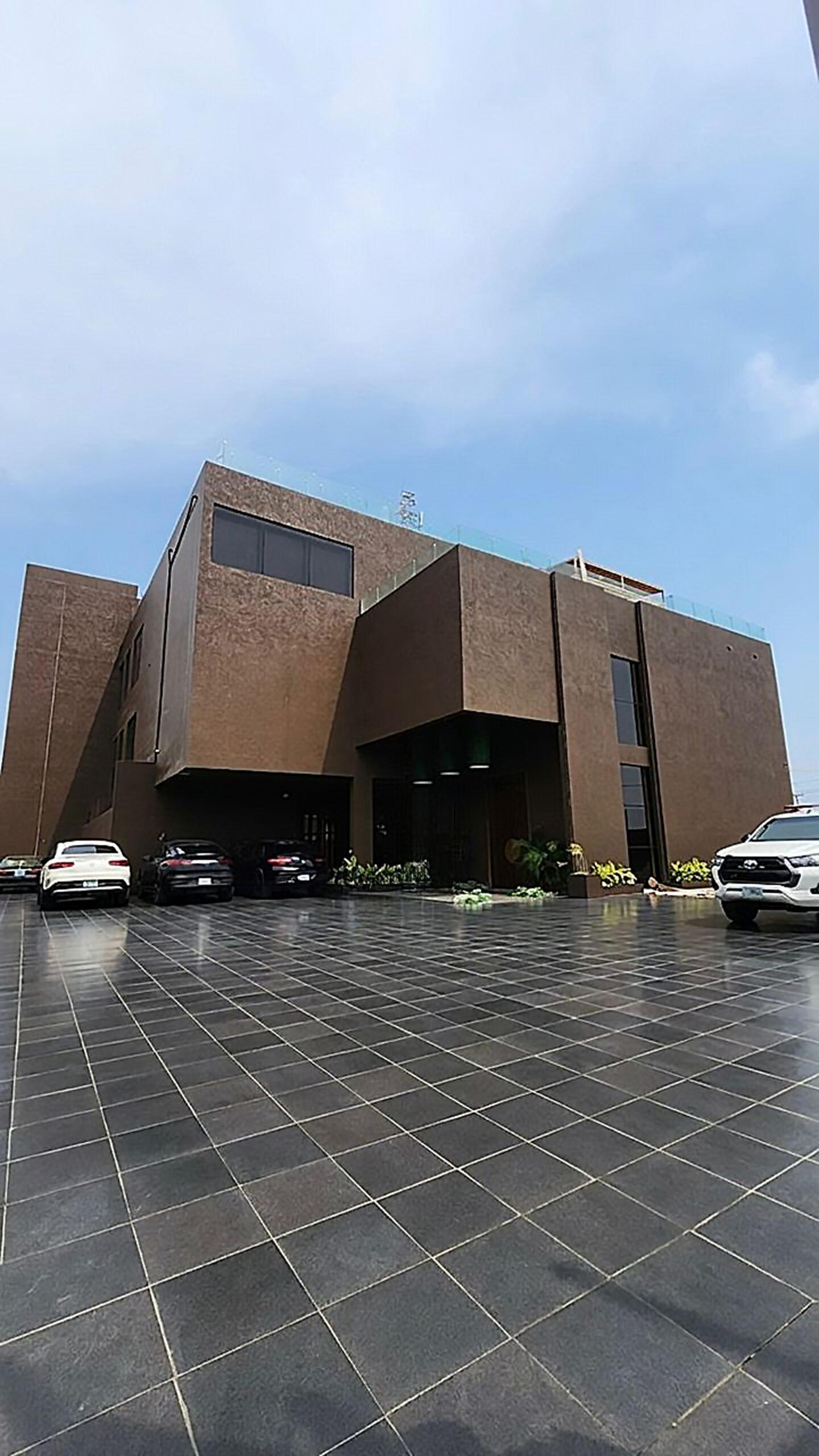 HOC Capital Club and Cersei partners launch global citizenship advocacy community