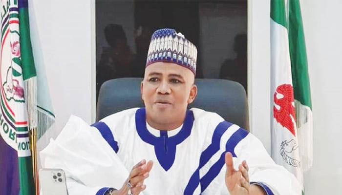 Campaign council kicks as security agents picked Bodejo in Jalingo after submission of senatorial form