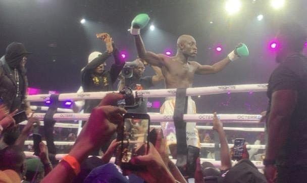 Carter Efe outclasses Portable to win N50m prize in celebrity boxing clash