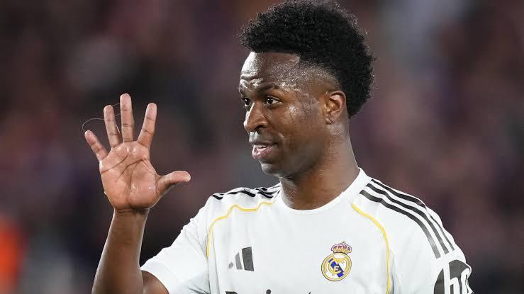 Real Madrid issue Vinicius Junior contract ultimatum amid extension deadlock