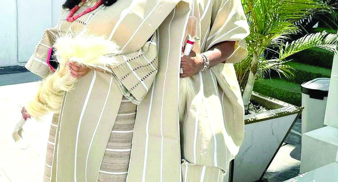 Churchill denies divorce with Rosy Meurer, says no legal marriage existed