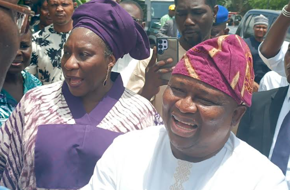 Yayi meets Iyabo Obasanjo, Ishola, seeks support for Ogun governorship bid