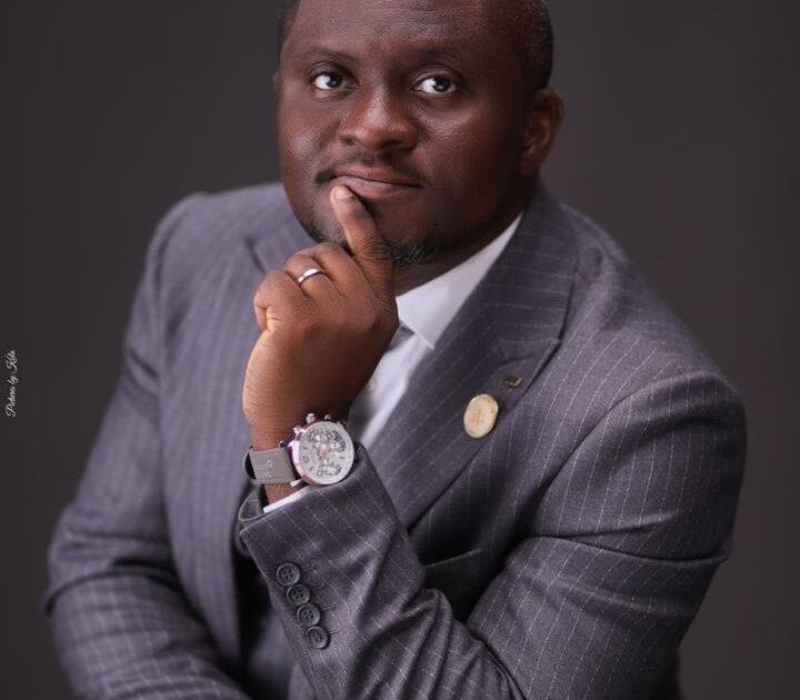 Oga_theLawyer named notary public