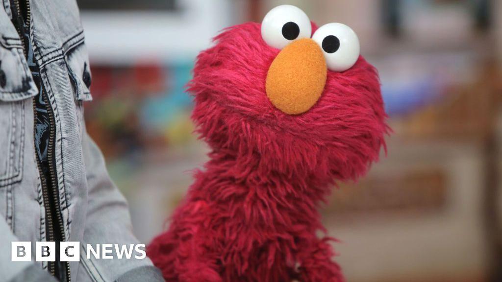 Elmo in hot water with Knicks fans after 'both-sidesing' NBA finals