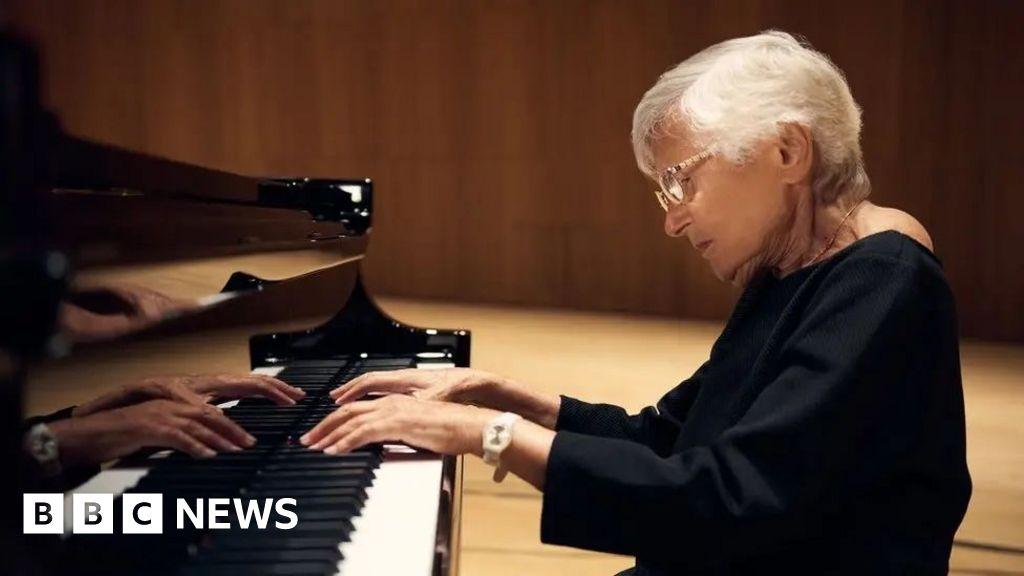 Ruth Slenczynska, last surviving pupil of Rachmaninoff, dies aged 101