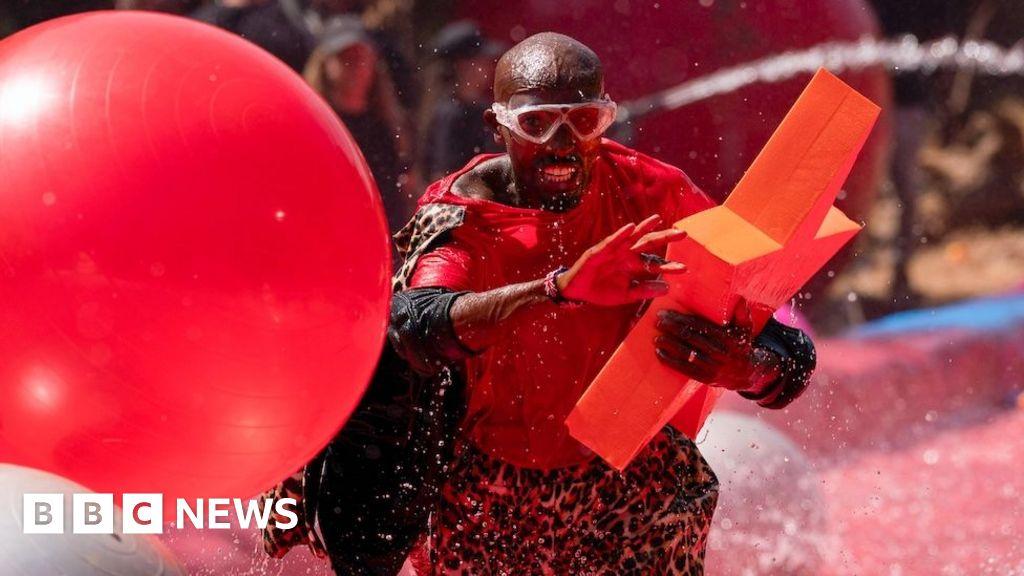 Weekly quiz: Who walked off the I'm A Celebrity live final?