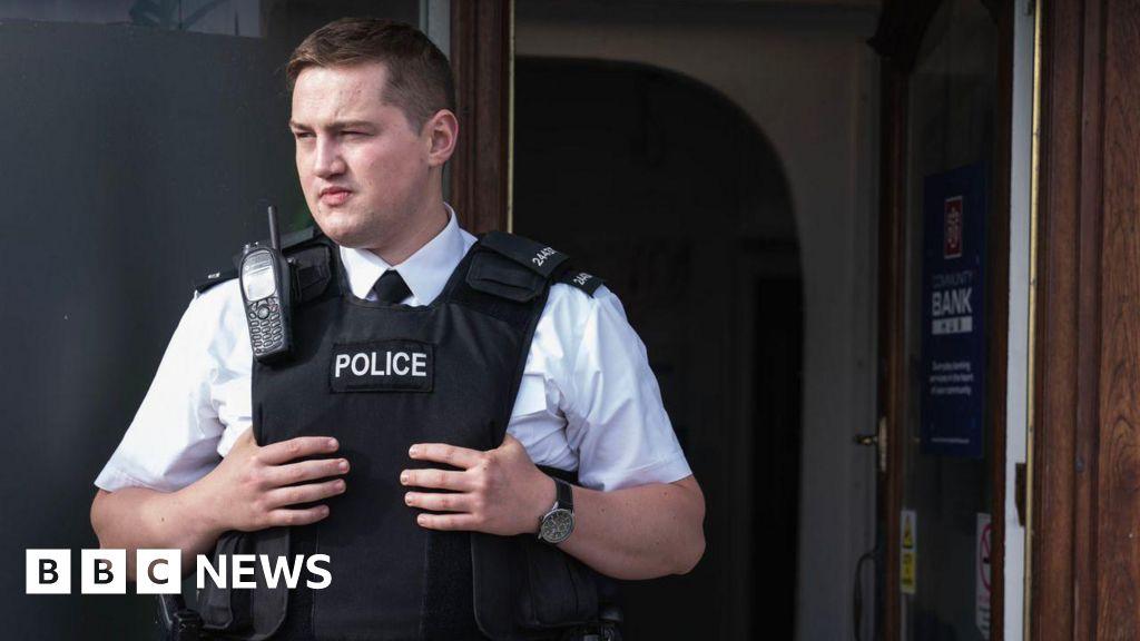 Hope Street actor Finnian Garbutt dies aged 28