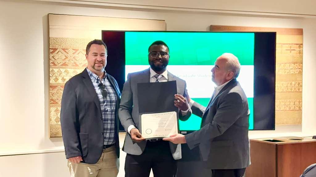 Nigerian wins top graduate award at US university