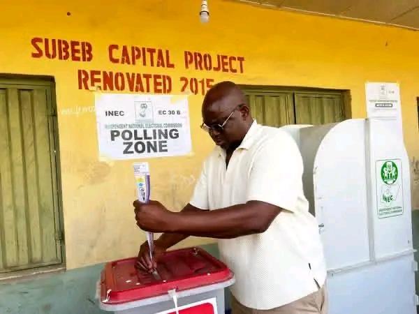 #EkitiDecides2026: Fayose casts votes, predicts overwhelming victory for Gov Oyebanji