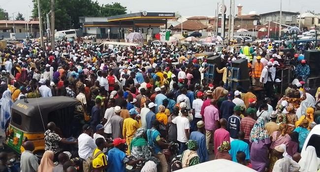 Kwara PDP Youths Protest Alleged Political Victimisation Of Saraki