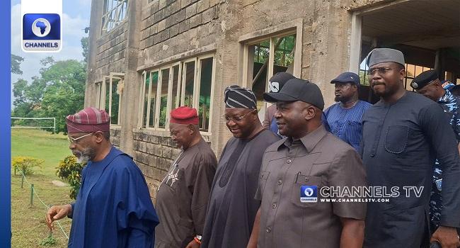 Ribadu, IGP, Gbajabiamila, Defence Minister Visit Oyo Over Abducted Pupils, Teachers