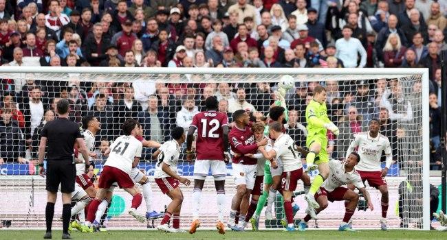 Every Goalie 'Illegally Blocked' Says West Ham's Hermansen After Arsenal Agony