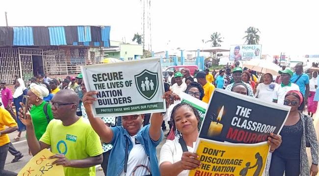 NUT Holds Rallies In Oyo, Kano, Others Over Abducted Teachers, Pupils