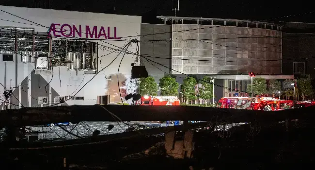 Many Feared Trapped In Quake-Hit Japan Mall