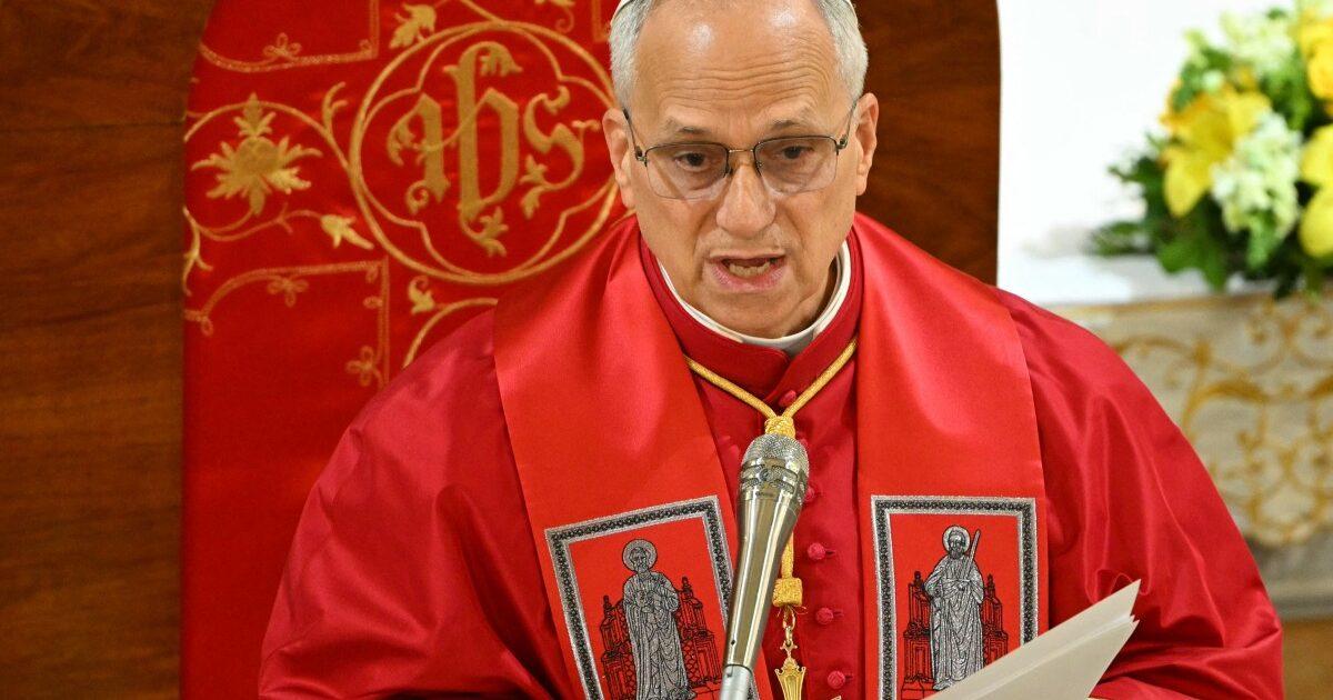 Pope visits Equatorial Guinea on last stop of Africa tour