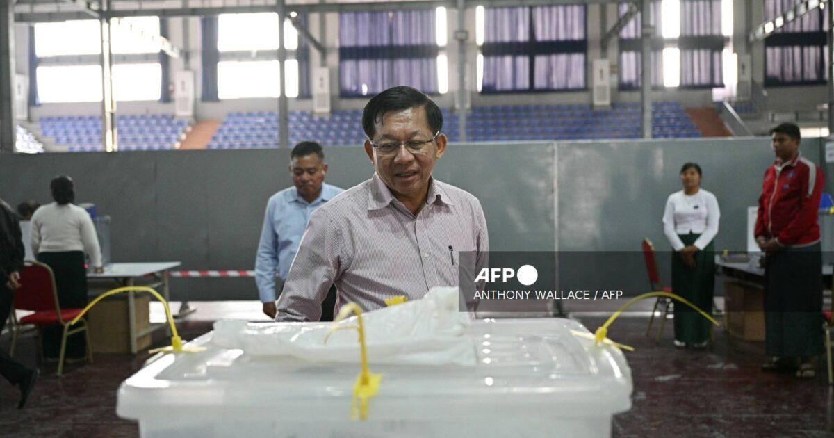 Myanmar junta chief sworn in as president