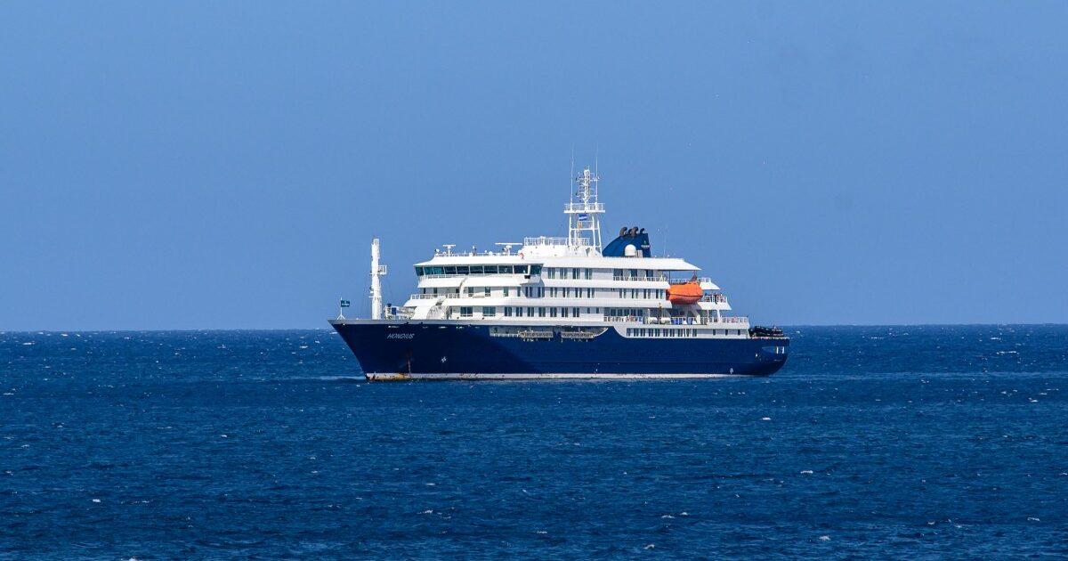 Three die on cruise ship following rare virus outbreak