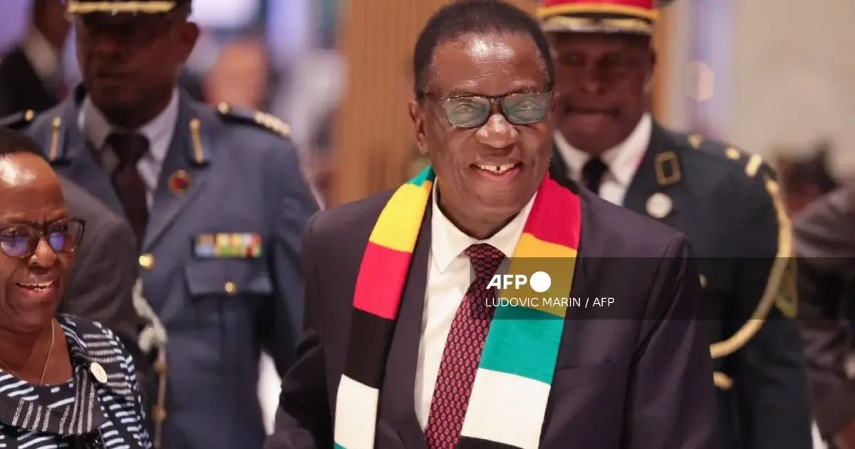 Zimbabwe considers controversial presidential term-extension bill