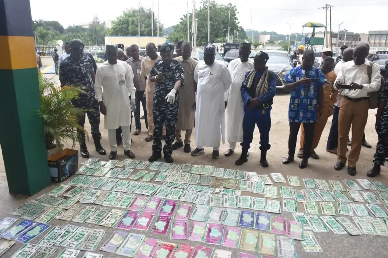 FCT police bust network producing fake diplomatic, govt number plates