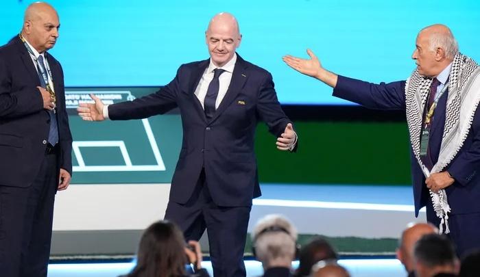 Infantino’s Israel–Palestine Handshake Initiative Draws Criticism