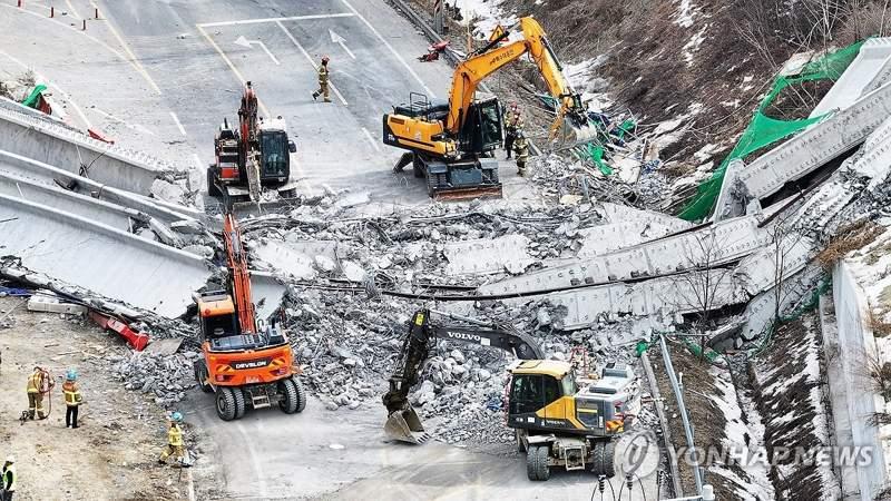 Three Dead In South Korea Construction Site Collapse
