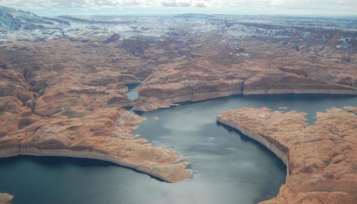 US Proposes Major Colorado River Water Cuts Amid Drought Crisis