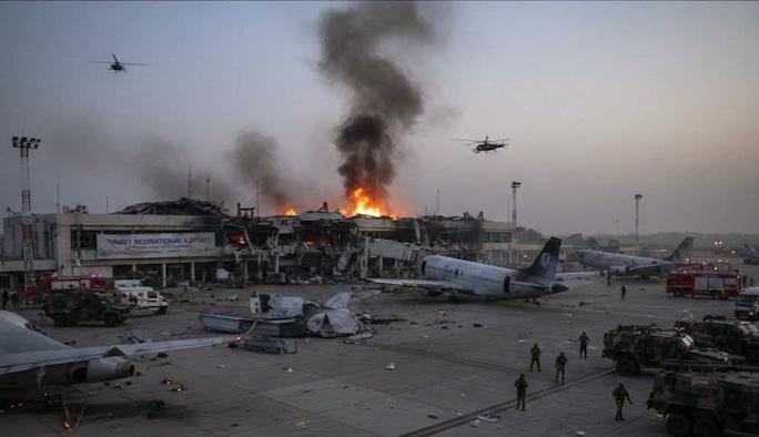 Explosions, Gunfire Rock Niamey Airport