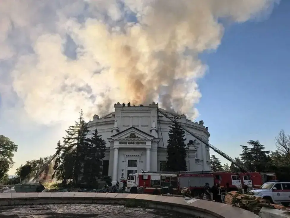 Ukrainian Drone Strike Damages Historic Crimea Museum As Russia Restricts Transport And Boosts Security