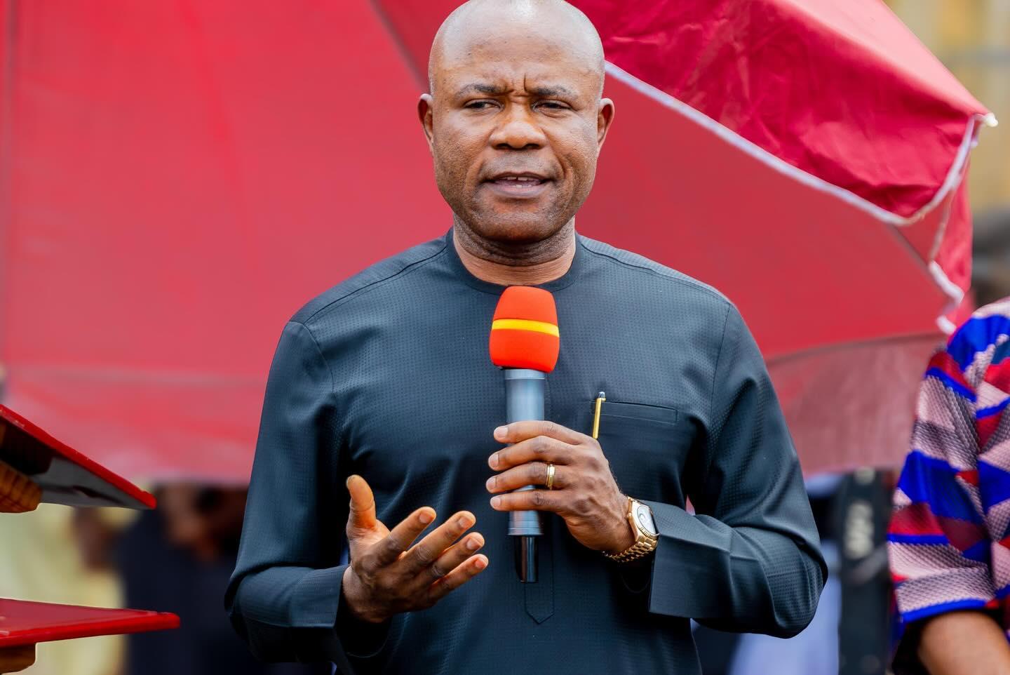 Mbah suspends daily tolls on Enugu petty traders