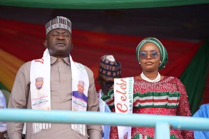 Southern Kaduna honours defence minister, Musa pledges rescue of kidnap victims