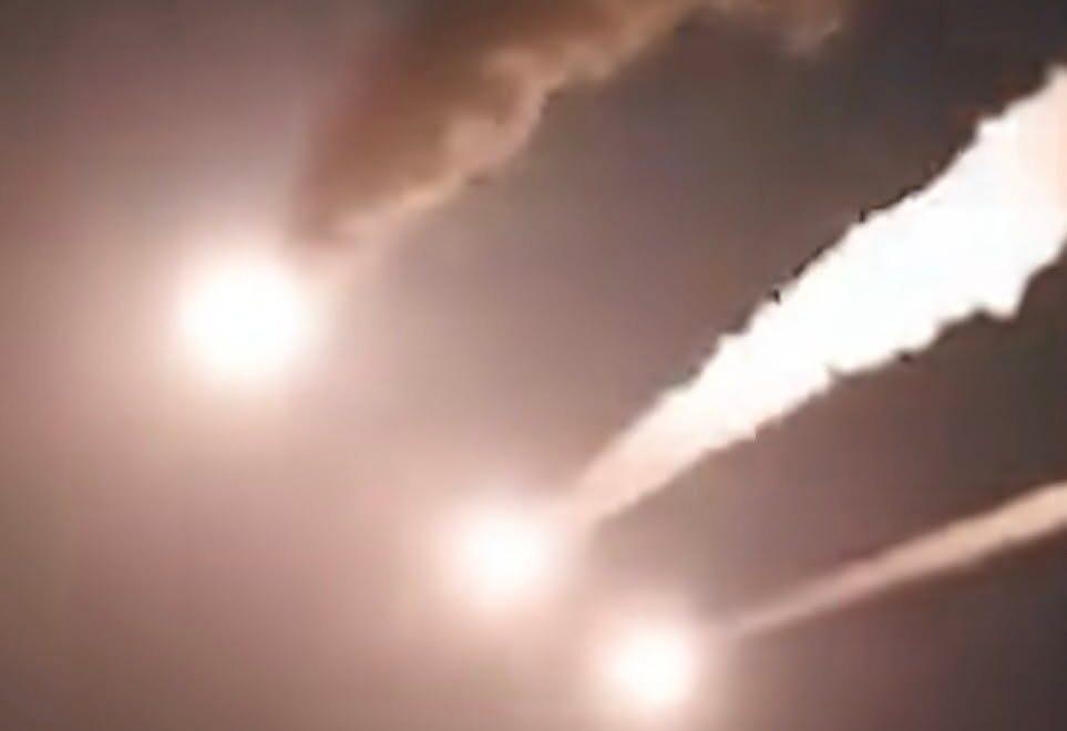 US, Iran exchange retaliatory strikes